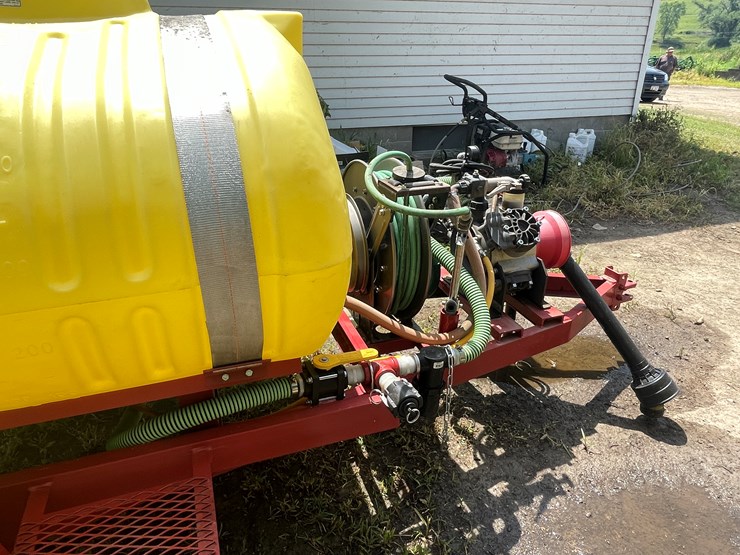 #1071-•-poultry-house-washer-image-4