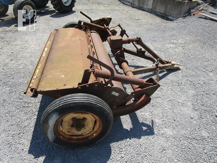 new-holland-404-image-3