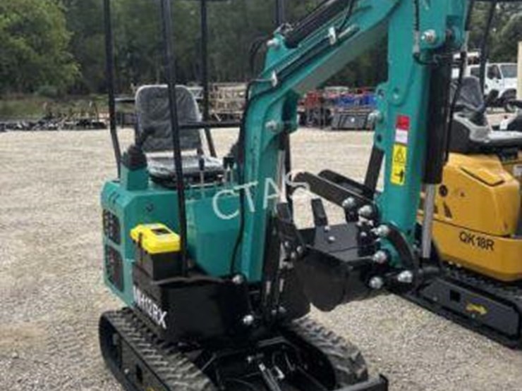 #108-•-cfg-industrial-mini-excavator-image-2