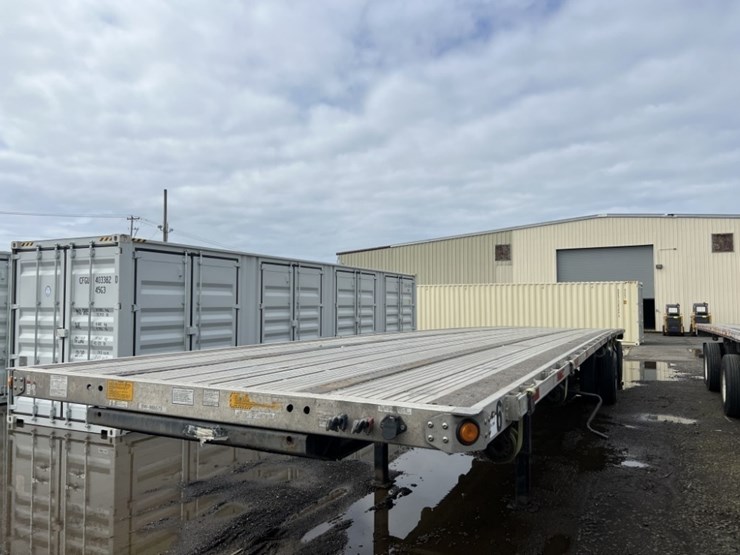 2019-utility-flatbed-image-1