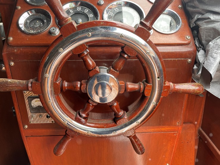 #1069-•-1957-chris-craft-bull-nose-constellation-(onalaska,-wi)-image-57