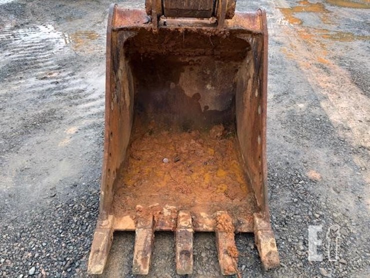 2002-caterpillar-320c-image-23