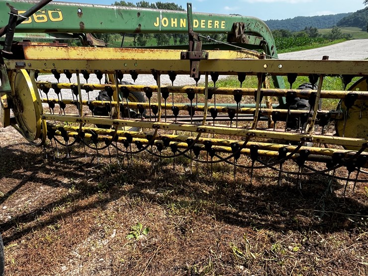 john-deere-660-image-2