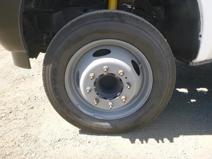2004-ford-f450-image-15