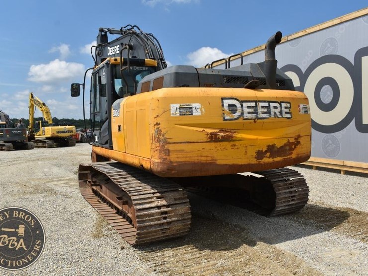 2018-deere-210g-lc-image-14