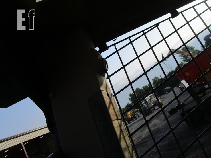 case-sr175-image-4