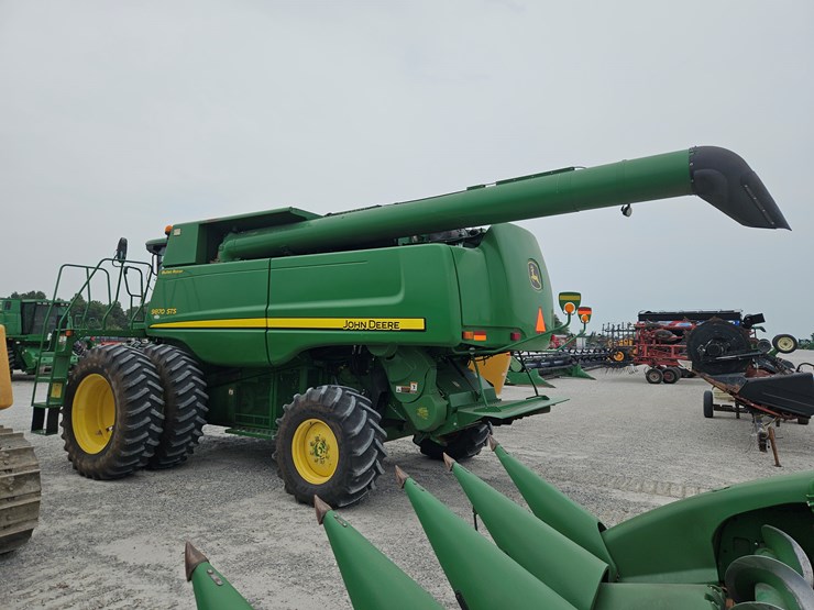 2010-john-deere-2010-image-19