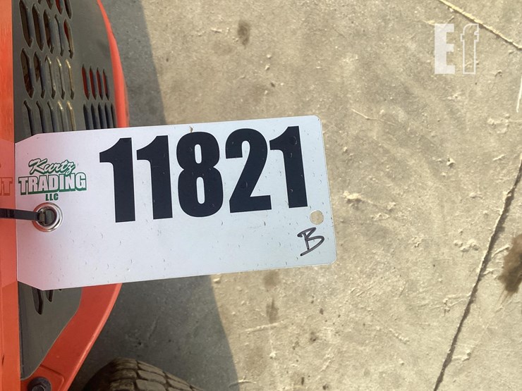 2018-kubota-z121s-image-14