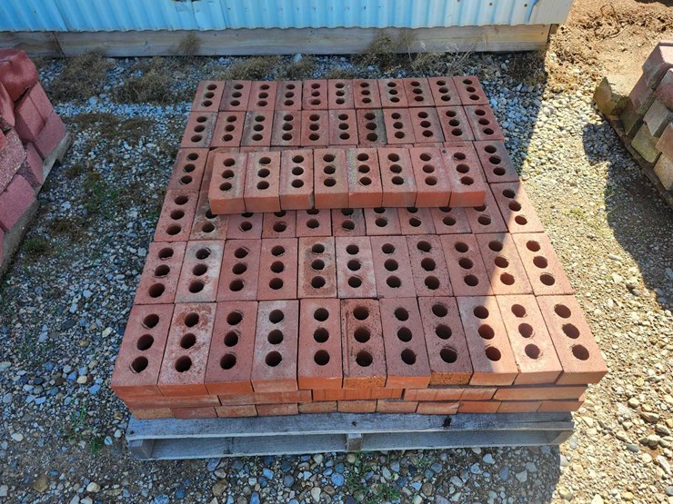 200-clay-bricks-image-3