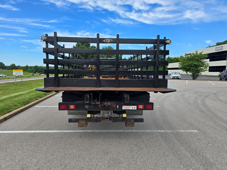 2004-ford-f650-image-22