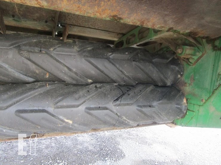 john-deere-630-image-8