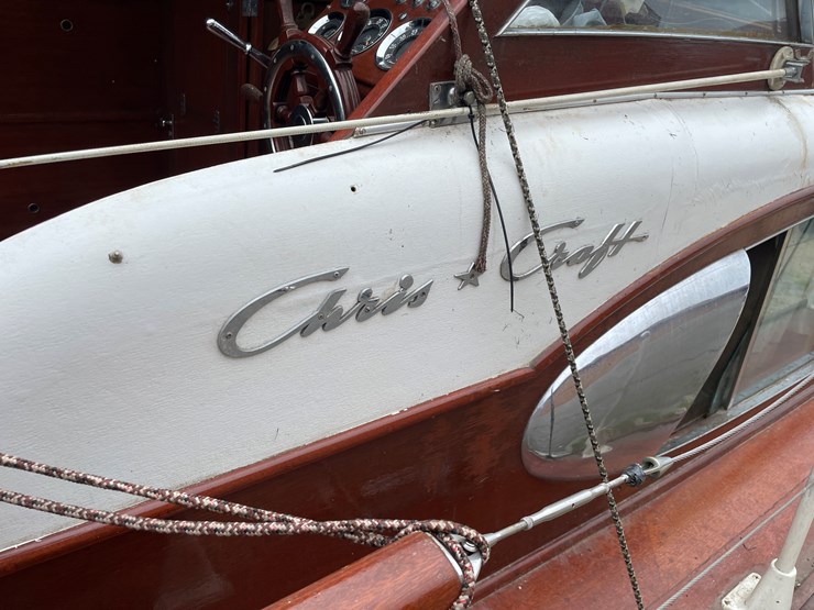 #1069-•-1957-chris-craft-bull-nose-constellation-(onalaska,-wi)-image-17