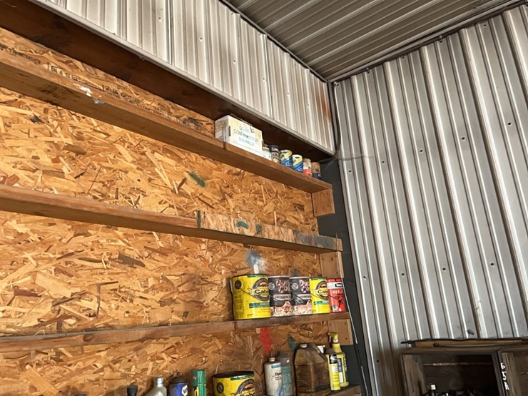 shelves-one-money:jack,-oil,-stain,-saws-support-equipment-image-2