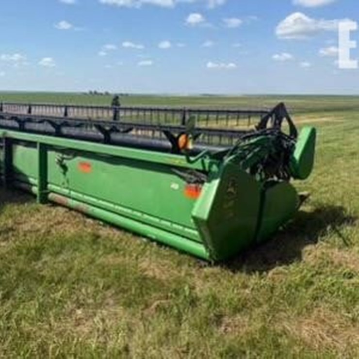 2010 JOHN DEERE 635F