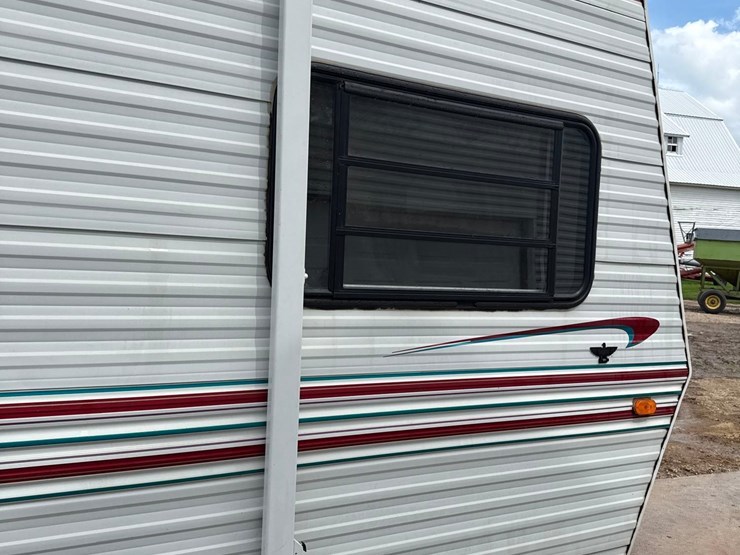1998-jayco-eagle-25ft-camper-image-9