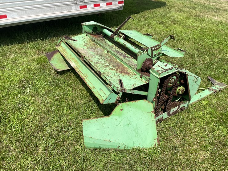 #1061-•-owatonna-260-swather-with-conditioner-image-14