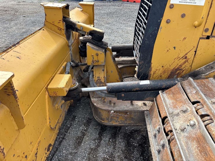 caterpillar-d5k2-lgp-image-19