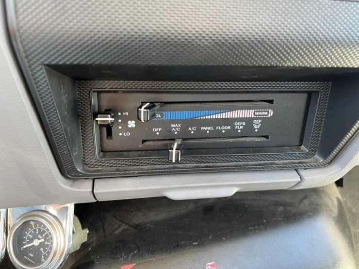 1995-ford-f800-image-42