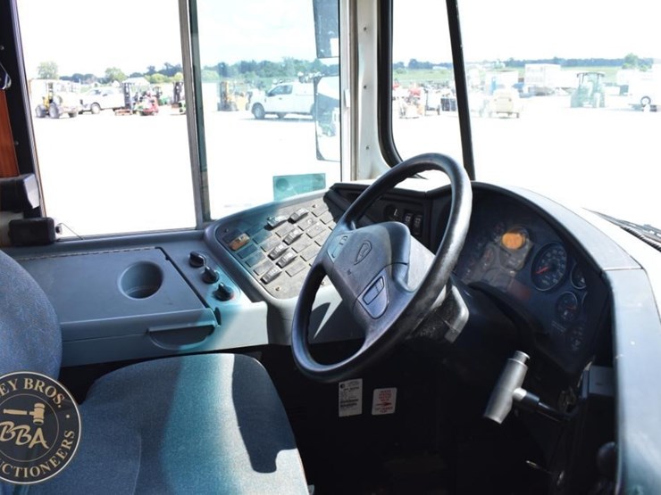 2012-ic-bus-ce-image-27