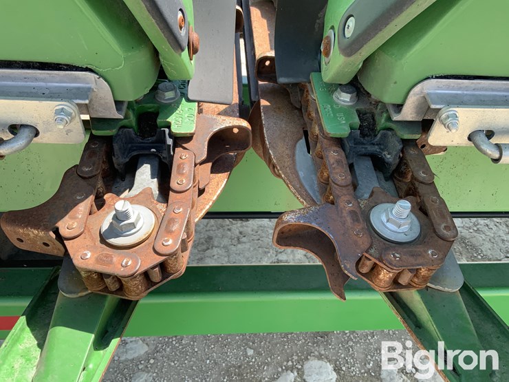 2019-john-deere-712c-image-14