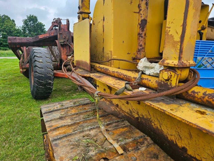 caterpillar-d7-image-76