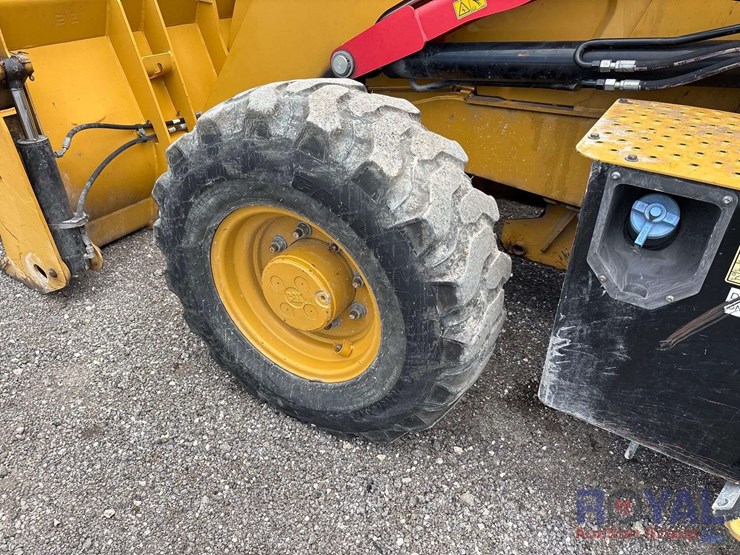2018-caterpillar-416f2-image-37