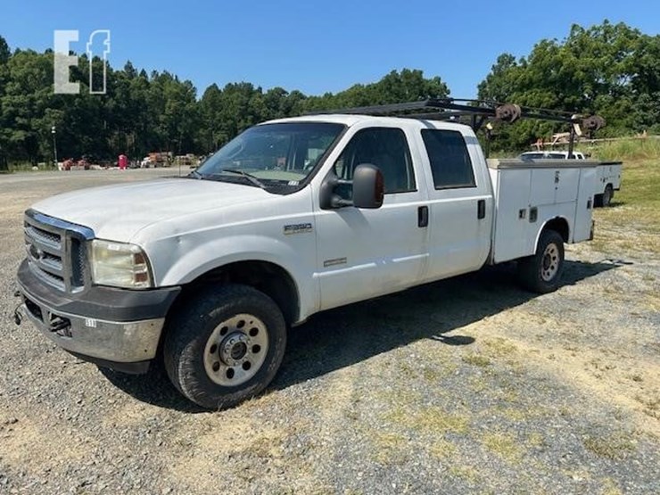 2006-ford-f350-image-1