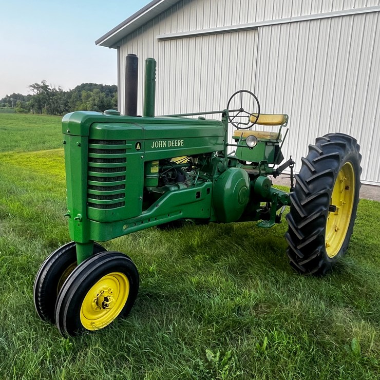 JOHN DEERE A