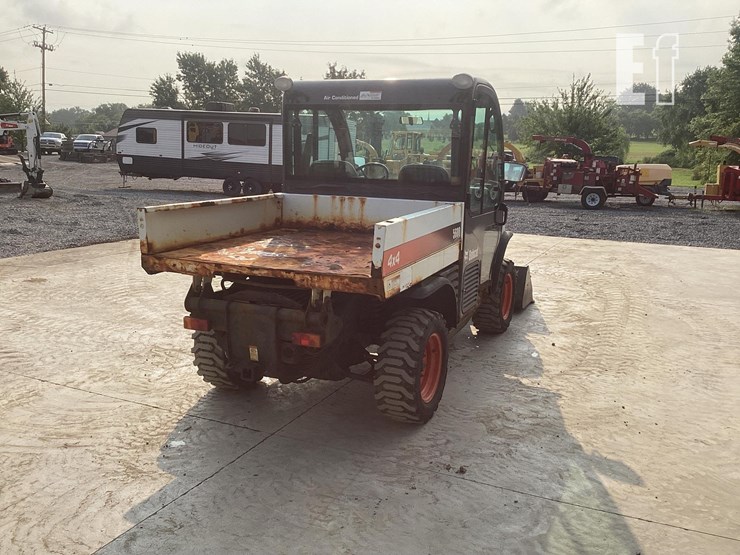 2017-bobcat-toolcat-5600-image-4