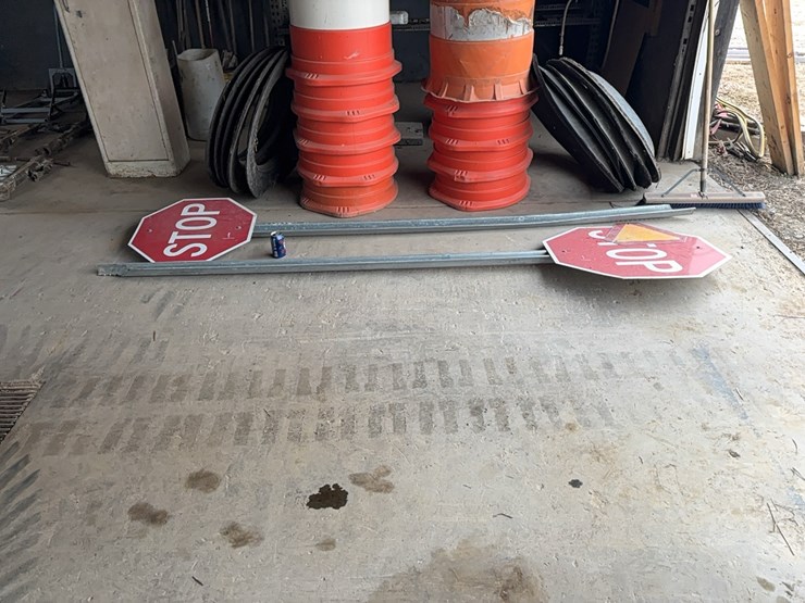 pair-of-stop-signs-support-equipment-image-1