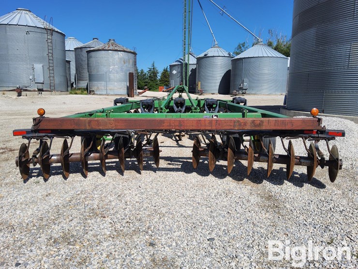 john-deere-510-image-6