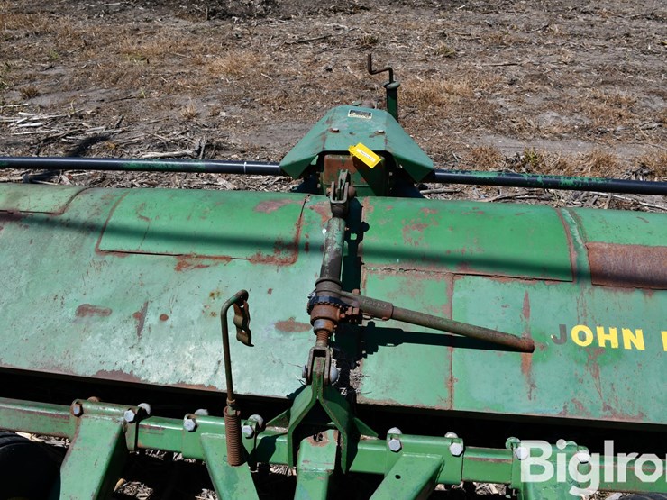 john-deere-14-image-15