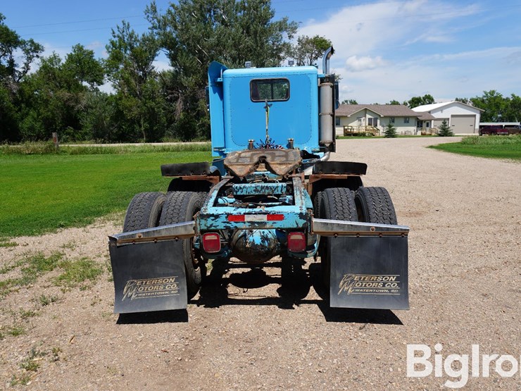 1996-peterbilt-377-image-6