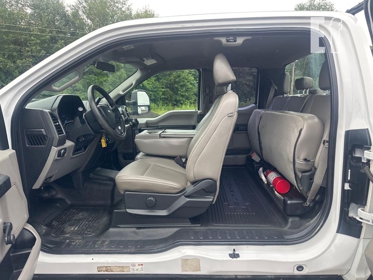 2019-ford-f450-image-24