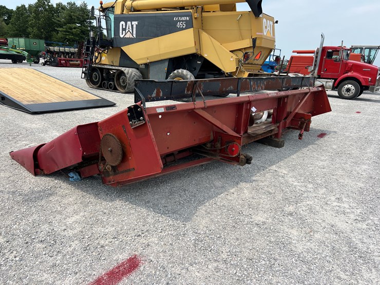 case-ih-1083-image-6