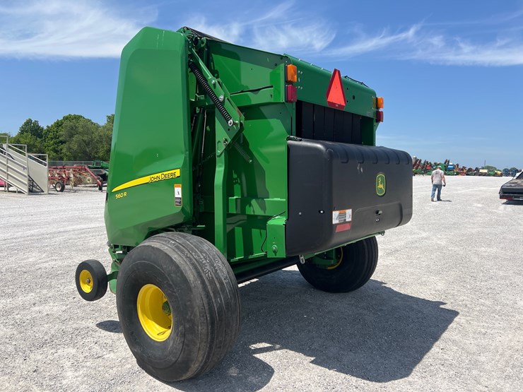 2020-john-deere-560r-image-5