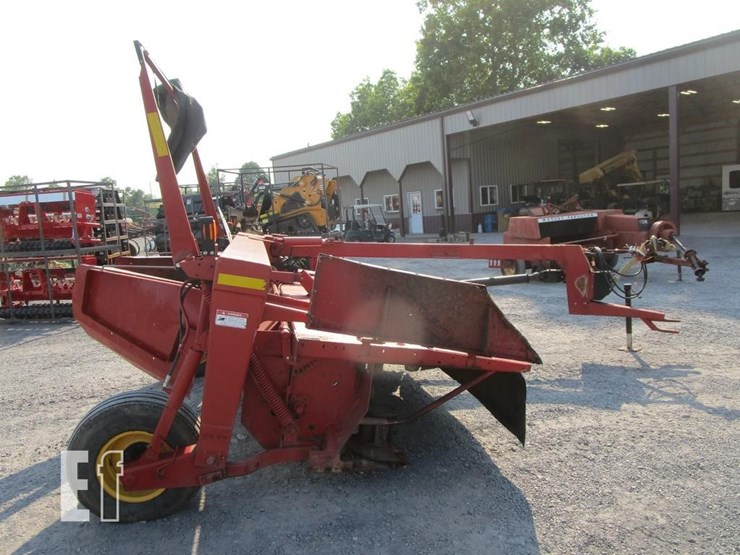 new-holland-h7330-image-6