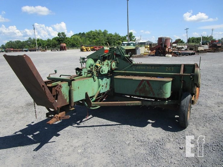 john-deere-24t-image-4