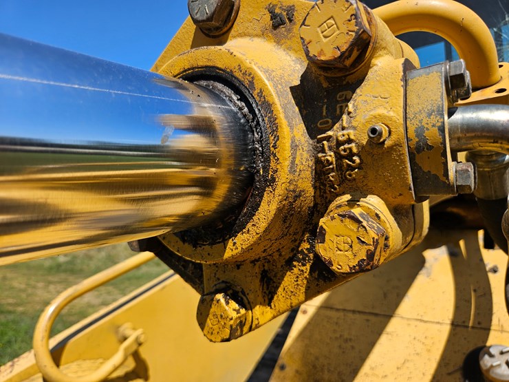 caterpillar-963-image-121