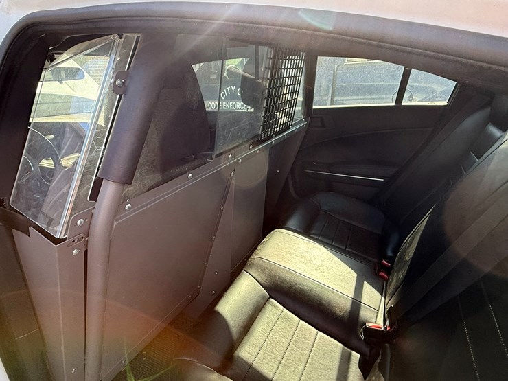 #26458-•-2018-dodge-charger-sedan-2c3cdxat6jh212440-image-47