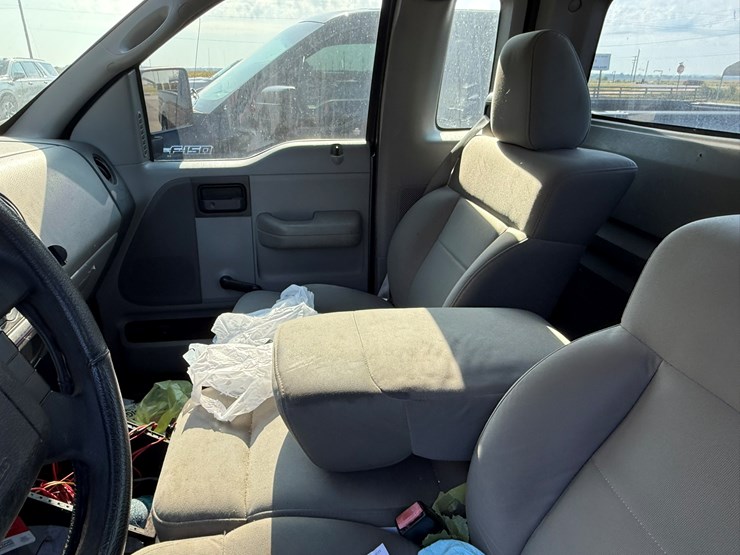 2014-ford-f150-image-16