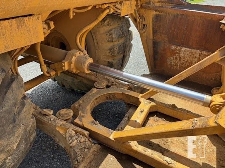 1981-caterpillar-621b-image-29