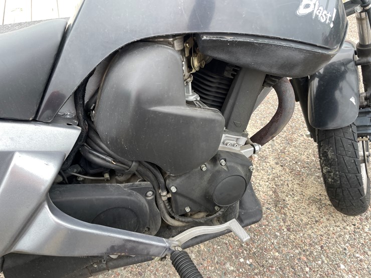 #1076-•-2001-h-d-buell-blast-(has-wi-title)-image-29