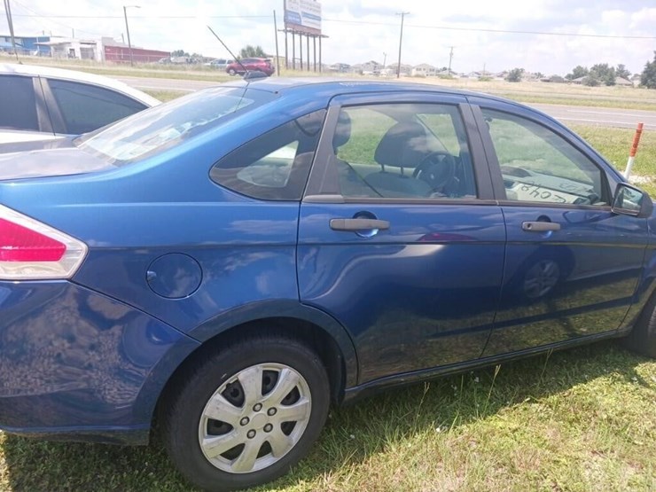 2008-ford-focus-s-image-5