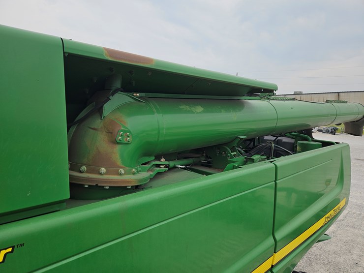 2010-john-deere-2010-image-15
