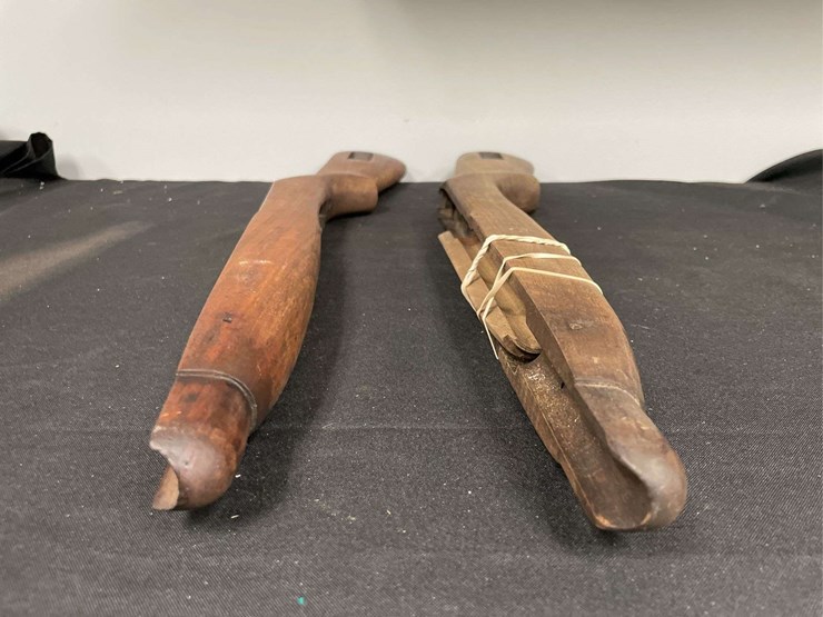 (2)-us-ww2-m1-carbine-stocks-image-4
