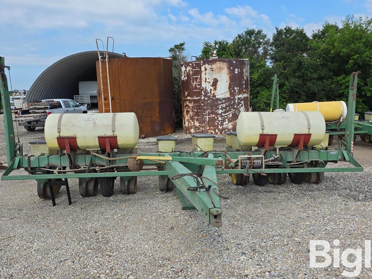 john-deere-7000-image-2