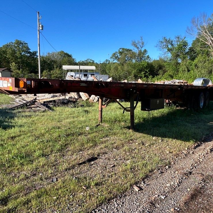 #8398 • 45' T/A Steel Flatbed Trailer