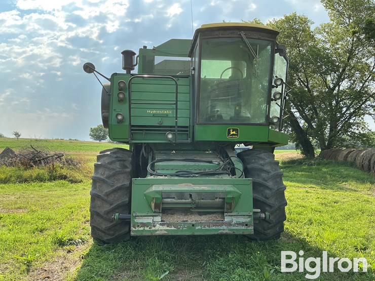 1982-john-deere-6620-image-2