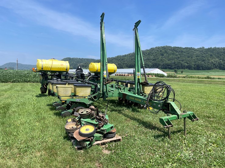 john-deere-7200-image-3